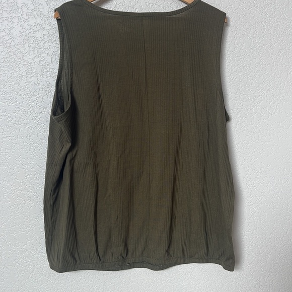 Lane Bryant Textured Olive Green Tank Top sz 22/24 - Picture 11 of 11